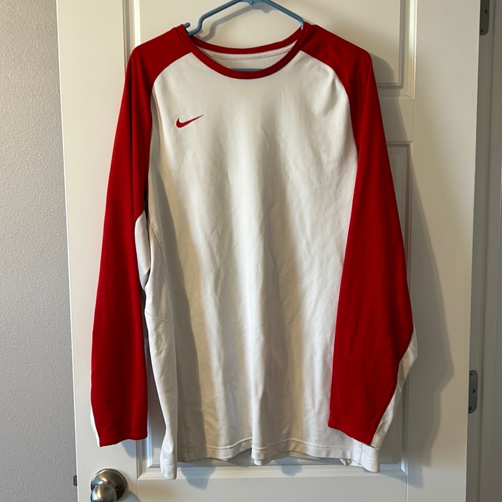 XL Nike DriFit Longsleeve